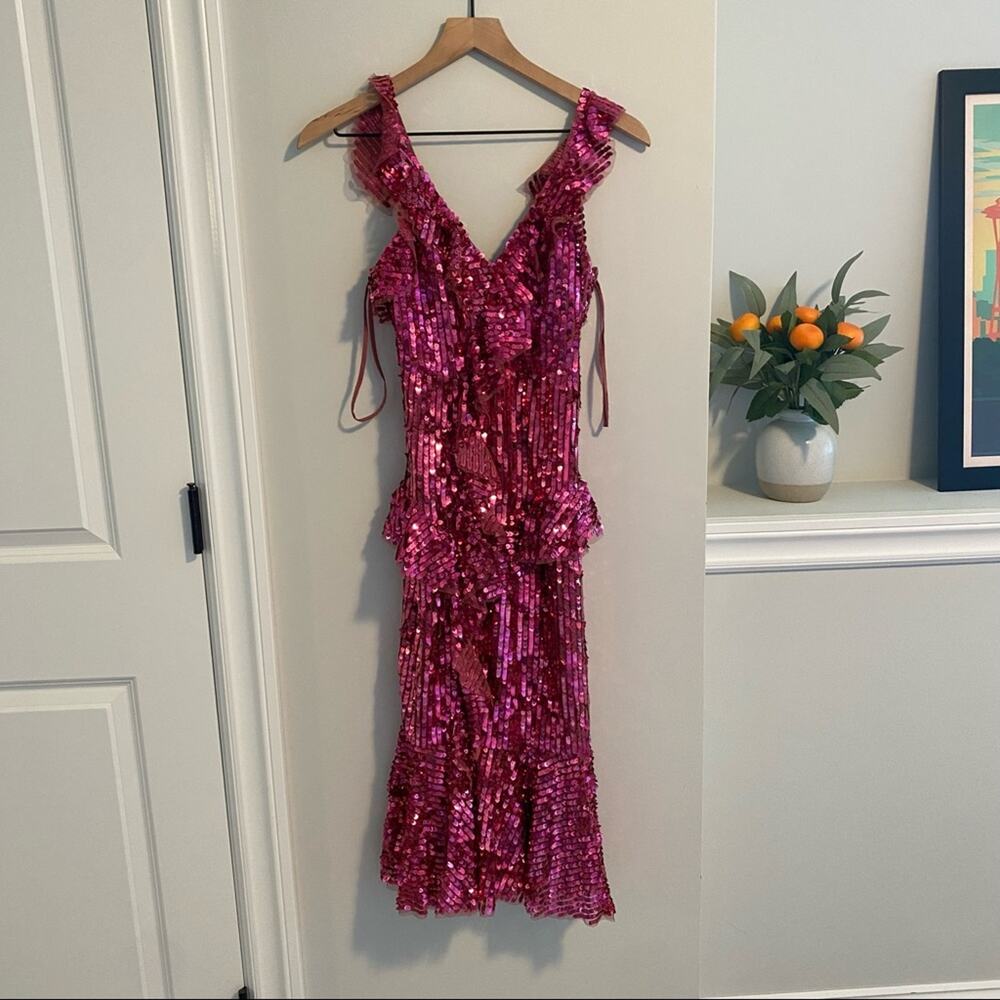 NWT Needle & Thread Berry Raspberry Sequin MIDI Dress 0 - Picture 10 of 12